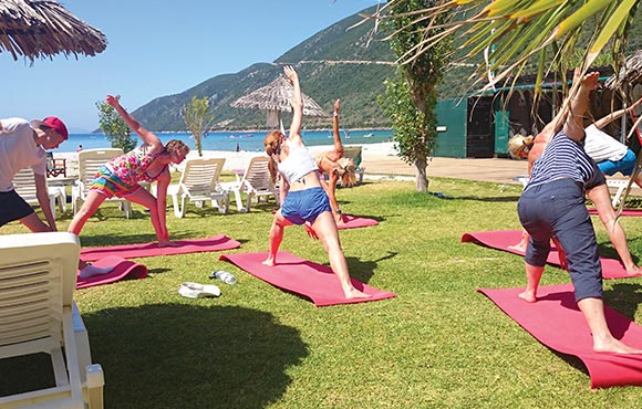 Yoga Beach Fitness